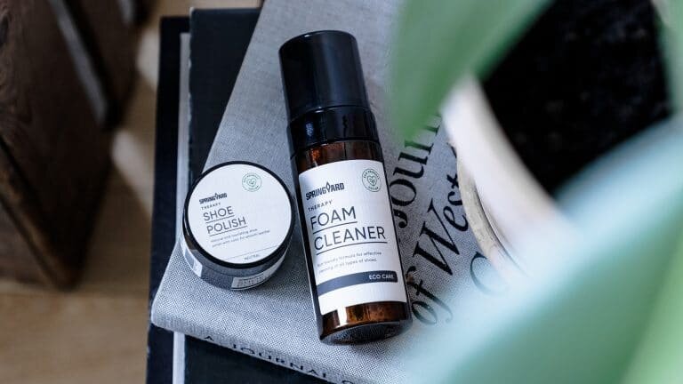 Impregnera snygga bruna läderskor