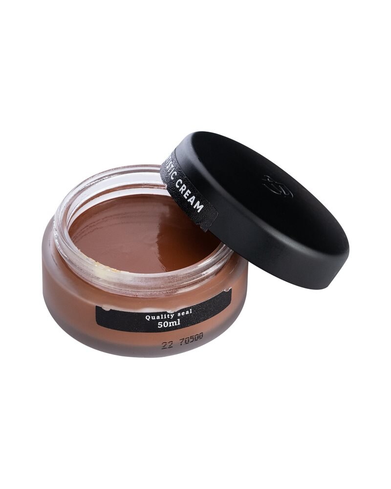 Artistic Cream - Smokey Congac Skokräm Alla produkter